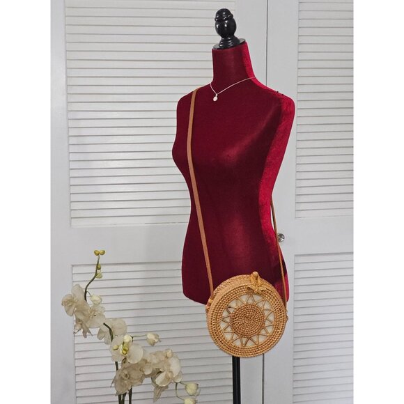 Bali Women’s Beige Straw Rattan Jute Round Boho Shape Handbag Small 2028 - Picture 3 of 13